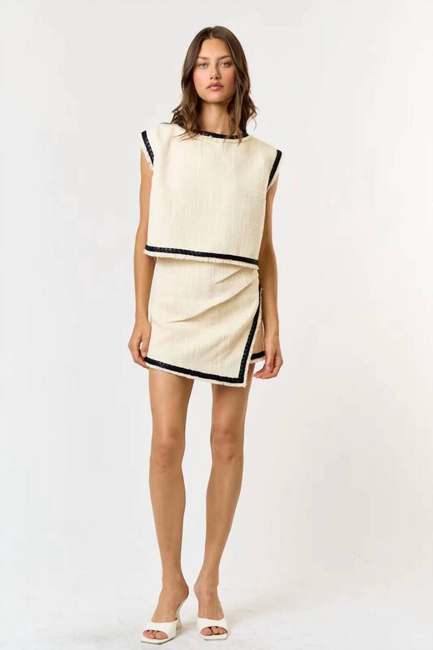 NEW LALAVON october lover tweed skort set in beige